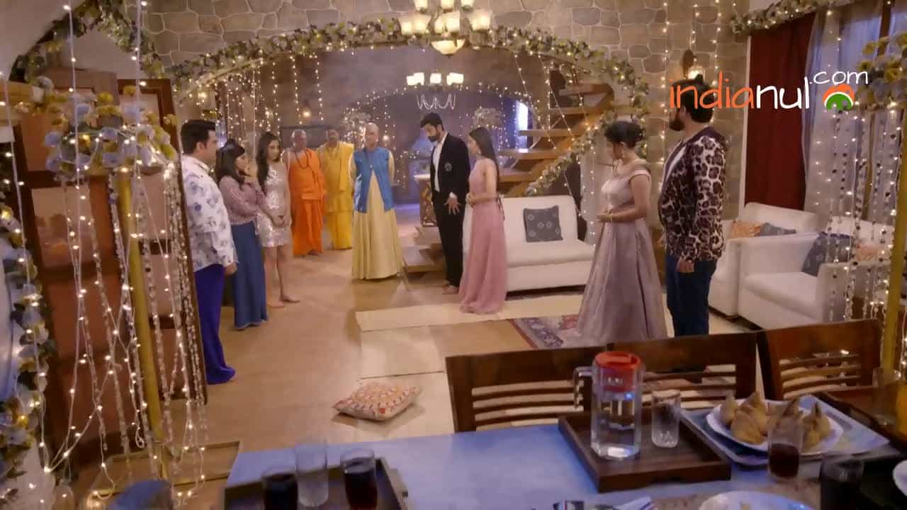 Qurbaan Hua - Episode 162