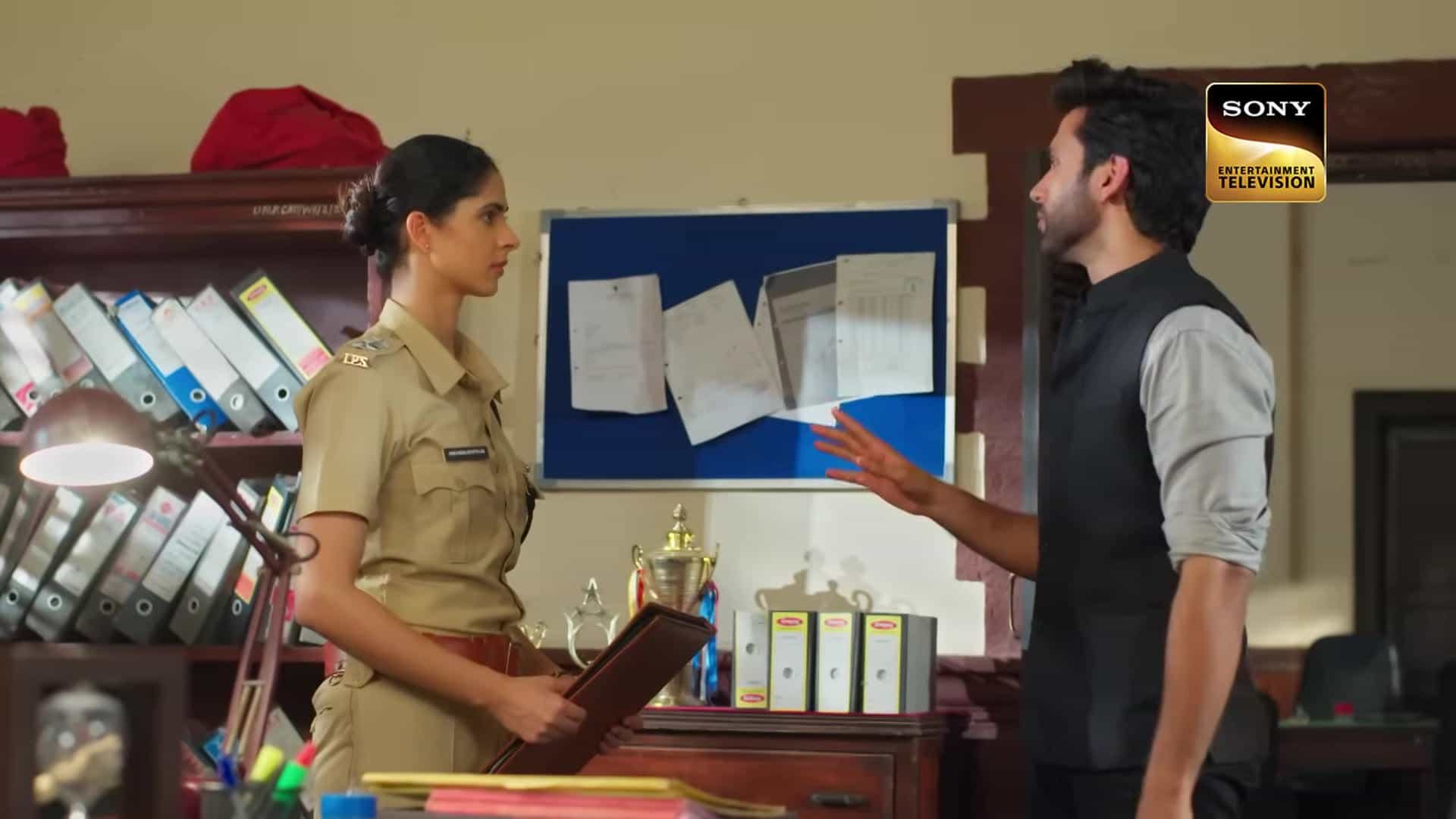 Kavya – Ek Jazbaa, Ek Junoon - Episode 185