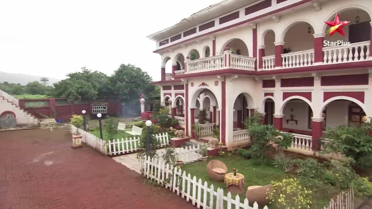 Ek Hazaaron Mein Meri Behna Hai - Episode 372