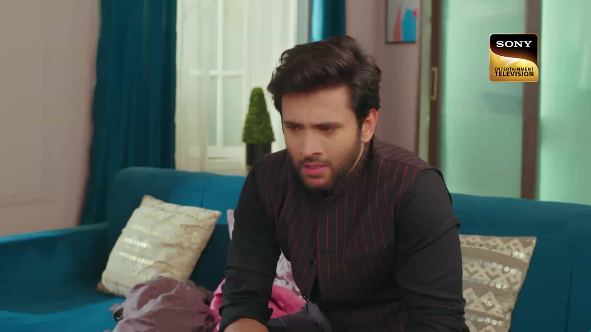 Kavya – Ek Jazbaa, Ek Junoon - Episode 195
