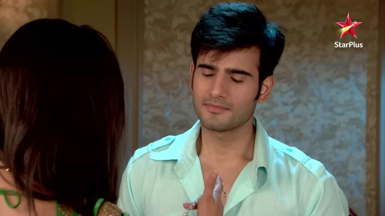 Ek Hazaaron Mein Meri Behna Hai - Episode 385