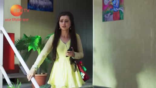 Hamari Bahu Silk - Episode 10