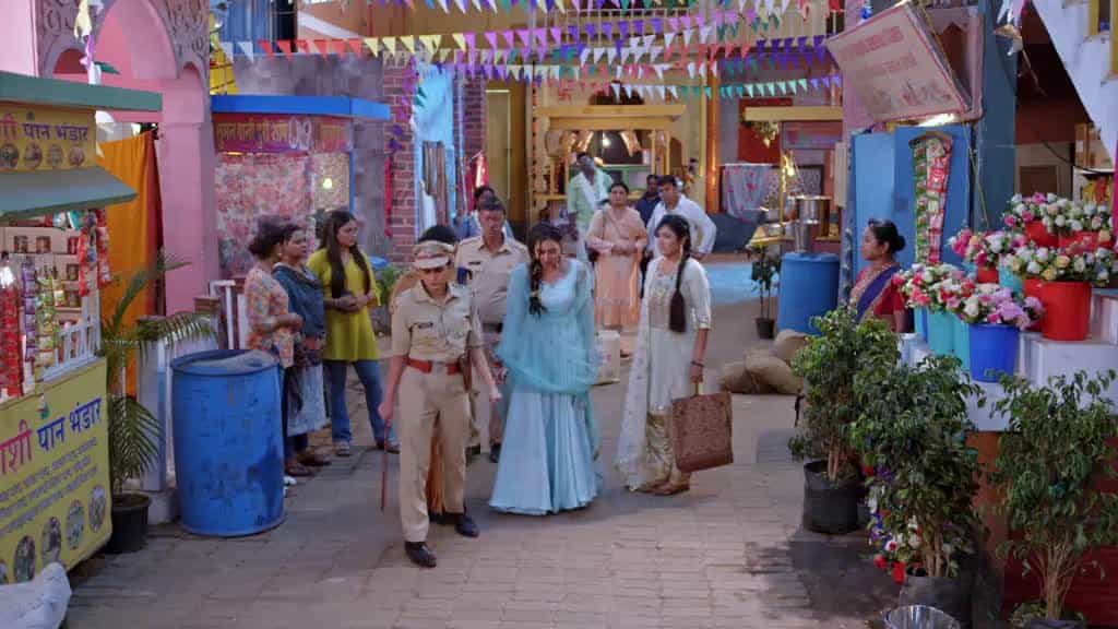 Bhagya Lakshmi - Episode 979