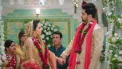 Ek Bhram - Sarvagun Sampanna - Episode 89